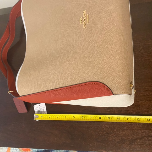 Coach beige leather shoulder bag - NEVER WORN - Picture 6 of 8